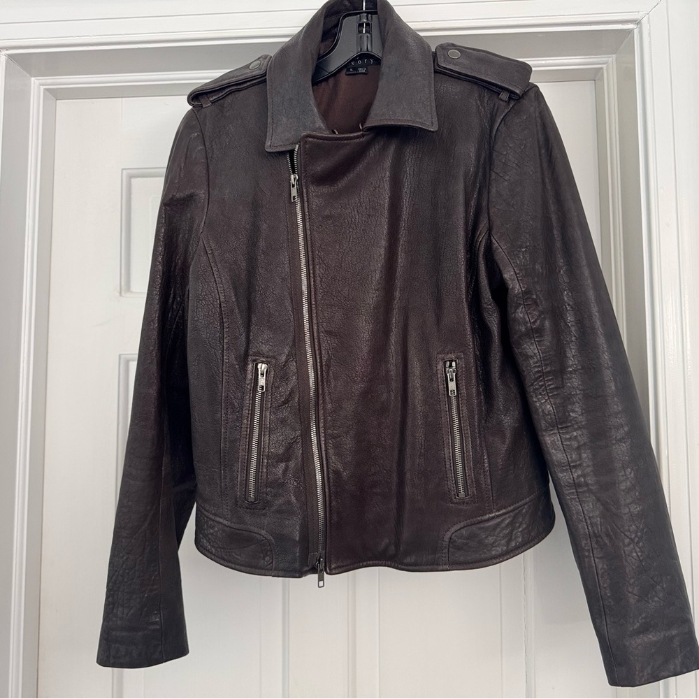 Theory lamb skin motorcycle jacket with detachable raccoon fur collar size L